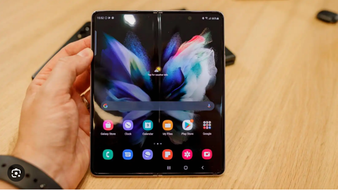 Samsung Galaxy Z Fold 3